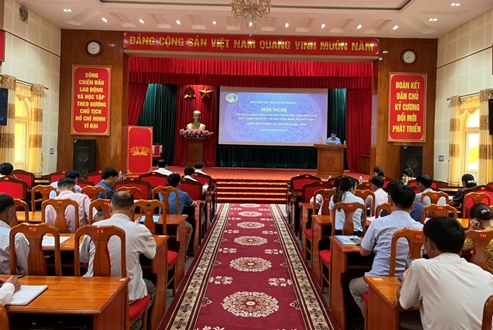 Hội nghị tại huyện Na Hang (Ảnh: BDTTQ)