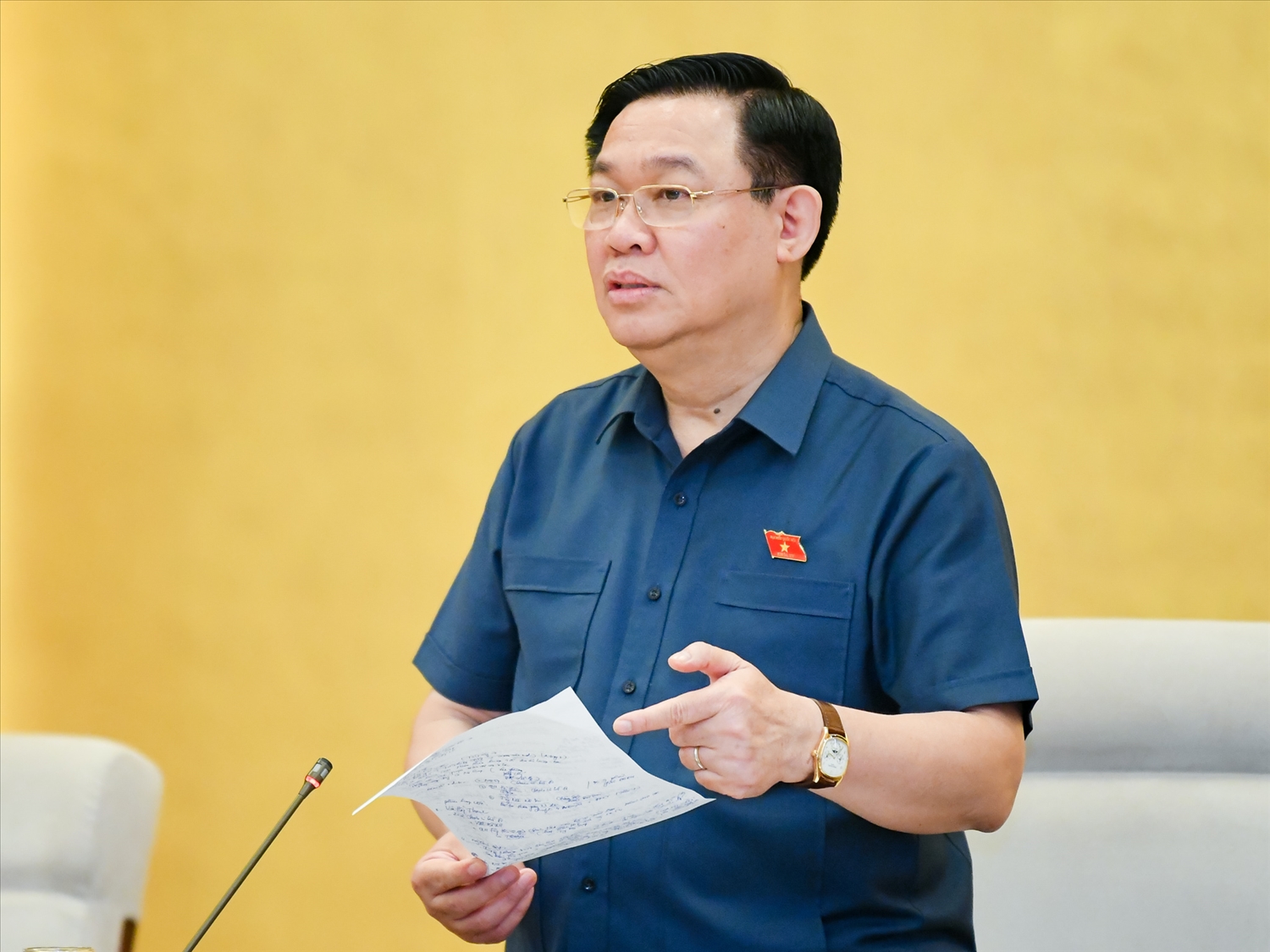 Chủ tịch Quốc hội Vương Đình Huệ cho biết phiên họp thứ 15 hoàn thành chương trình đề ra