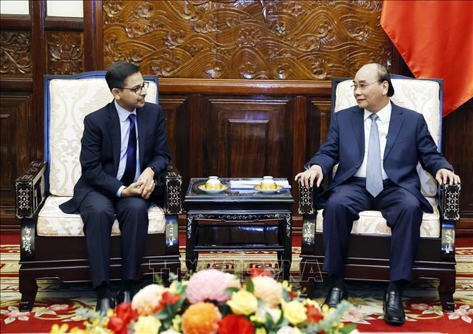 Chủ tịch nước Nguyễn Xuân Phúc tiếp Đại sứ Ấn Độ Pranay Verma đến chào từ biệt - Ảnh: TTXVN