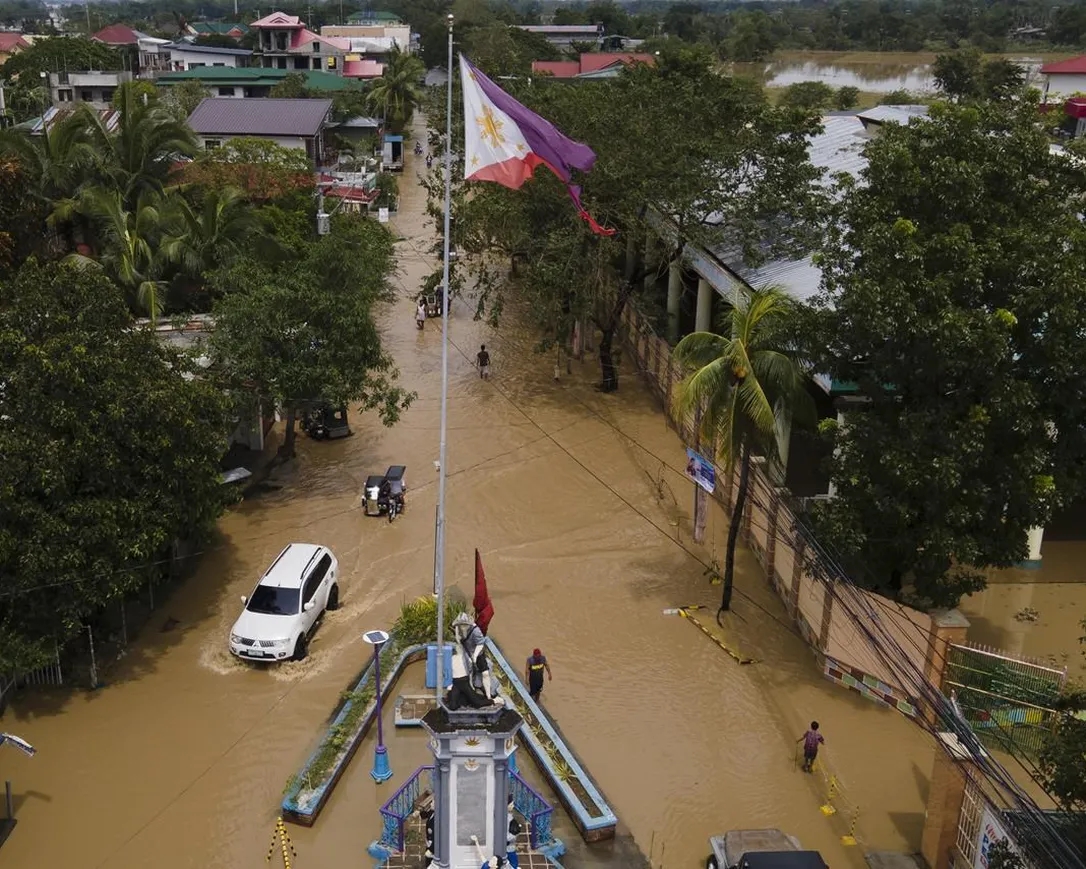 Cảnh ngập lụt ở Philippines sau bão