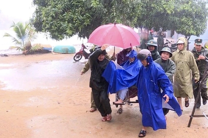Tỉnh Quảng Ngãi lên phương án di dời trên 84 nghìn dân trước khi bão số 4 đổ bộ vào đất liền (Ảnh: Quốc Triều).
