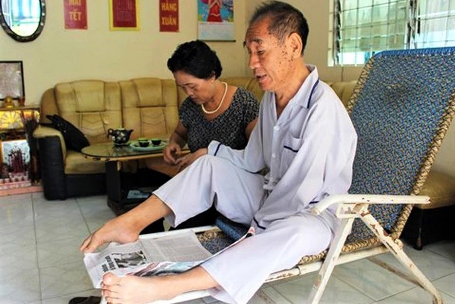 Nhà giáo Nguyễn Ngọc Ký và vợ