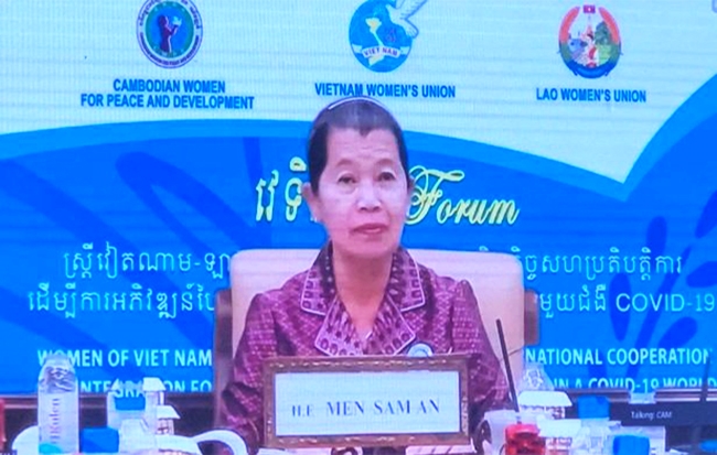 Bà Kittisangha Bandit Men Sam An - Phó Thủ tướng, Chủ tịch Hội Phụ nữ Campuchia vì Hòa bình và Phát triển, phát biểu tại diễn đàn
