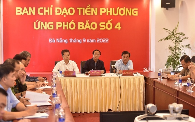 Phó Thủ tướng Lê Văn Thành dự hội nghị tại đầu cầu Ban Chỉ đạo tiền phương tại TP. Đà Nẵng - Ảnh VGP/Đức Tuân