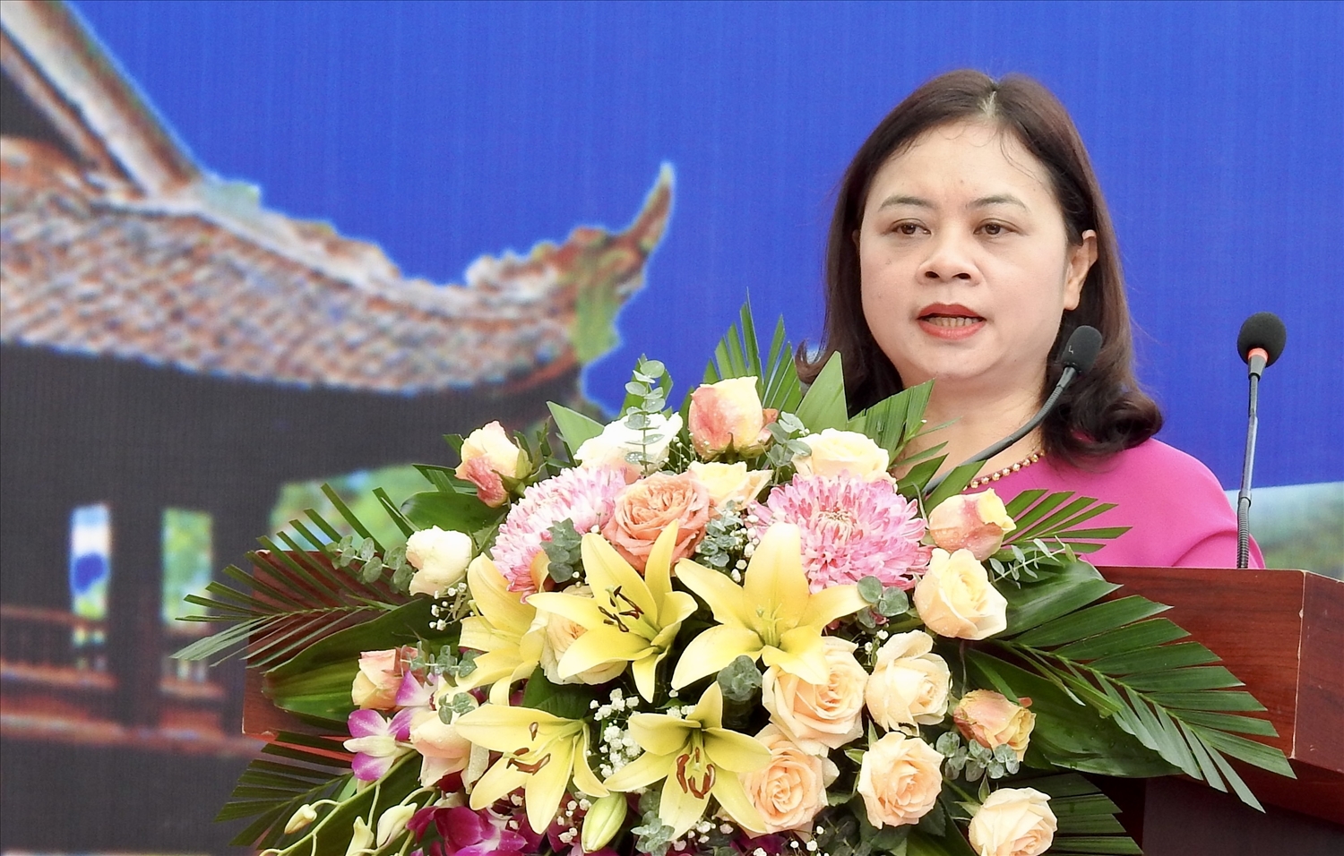 Vụ Trưởng Vụ Văn hóa dân tộc - Bộ VHTT&DL Nguyễn Thị Hải Nhung phát biểu Khai mạc