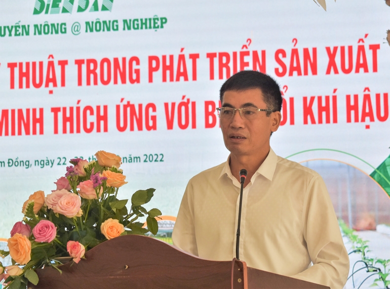 Ông Hoàng Văn Hồng, Phó giám đốc Trung tâm Khuyến nông Quốc gia phát biển tại Diễn đàn 