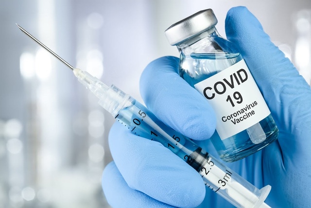 Tiêm vaccine ngừa COVID-19