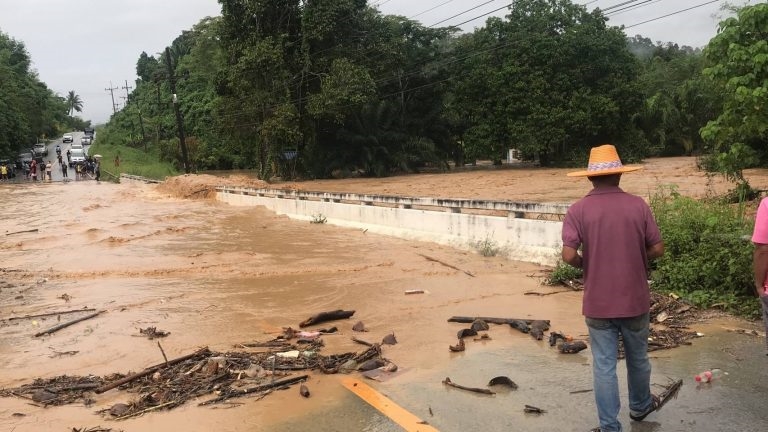 Thái Lan: Trên 72.000 hộ gia đình tại 30 tỉnh chịu ảnh hưởng của lũ lụt 1