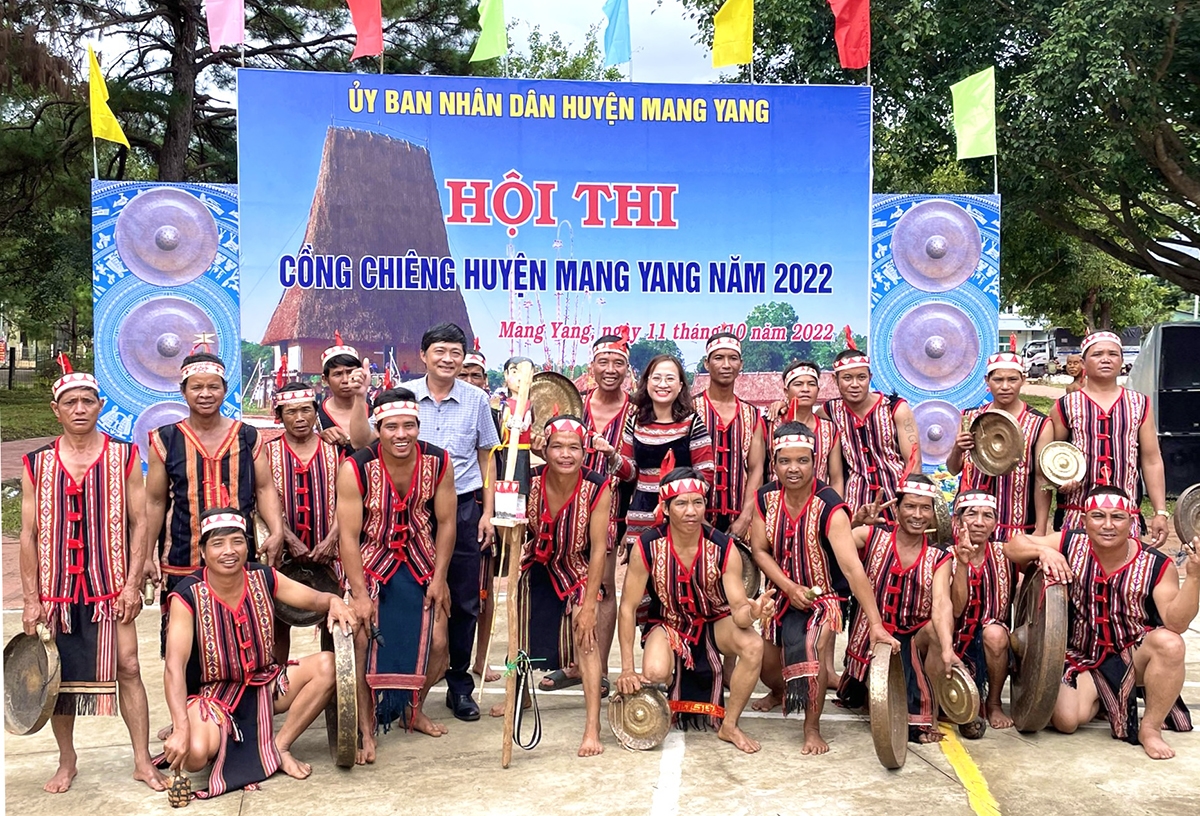 Hội thi Cồng chiêng huyện Mang Yang đã thu hút được 600 nghệ nhân của địa phương tham gia