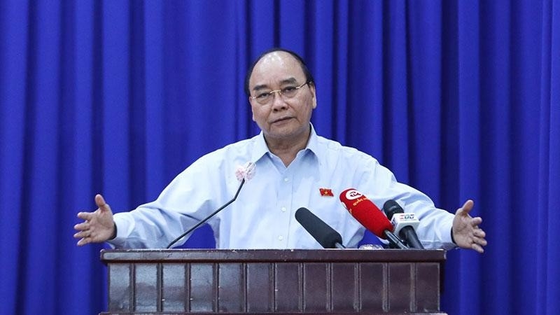 Chủ tịch nước Nguyễn Xuân Phúc phát biểu tại Hội nghị tiếp xúc cử tri.