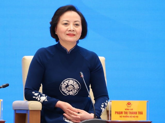 Bộ trưởng Bộ Nội vụ Phạm Thị Thanh Trà chia sẻ các nội dung tại Hội nghị - Ảnh: VGP/Nhật Bắc