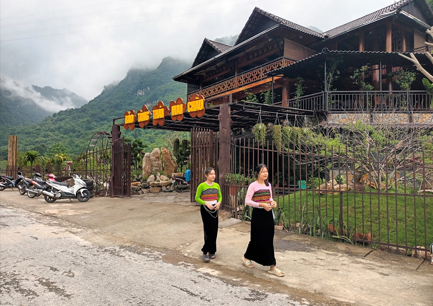 Bảo tàng Thái Mai Châu là điểm nhấn trong mô hình du lịch cộng đồng ở Bản Văn