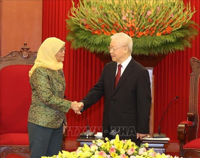 Tổng Bí thư Nguyễn Phú Trọng và Tổng thống Singapore Halimah Yacob