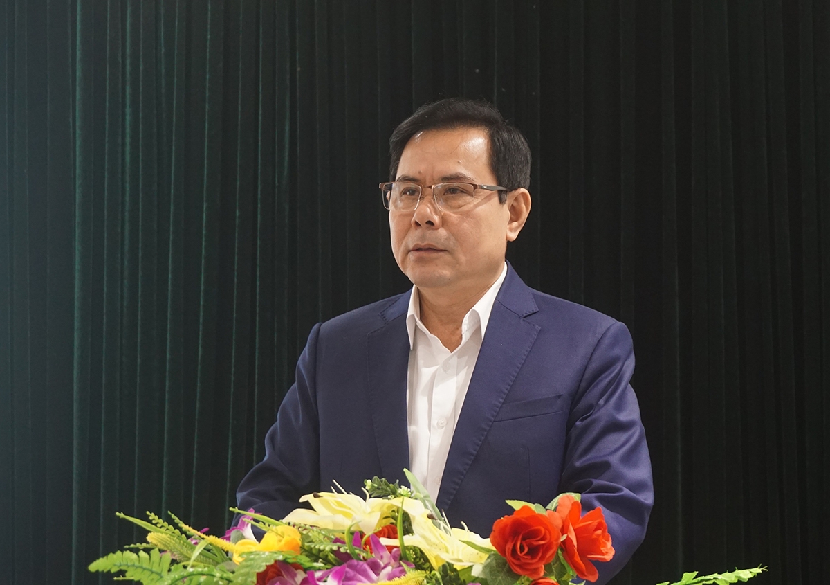Trưởng Ban Dân tộc Lào Cai Nông Đức Ngọc phát biểu tại Hội thảo