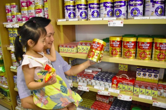 Dielac là nhãn hiệu sữa bột trẻ em được các bậc phụ huynh Việt tin dùng qua nhiều thế hệ