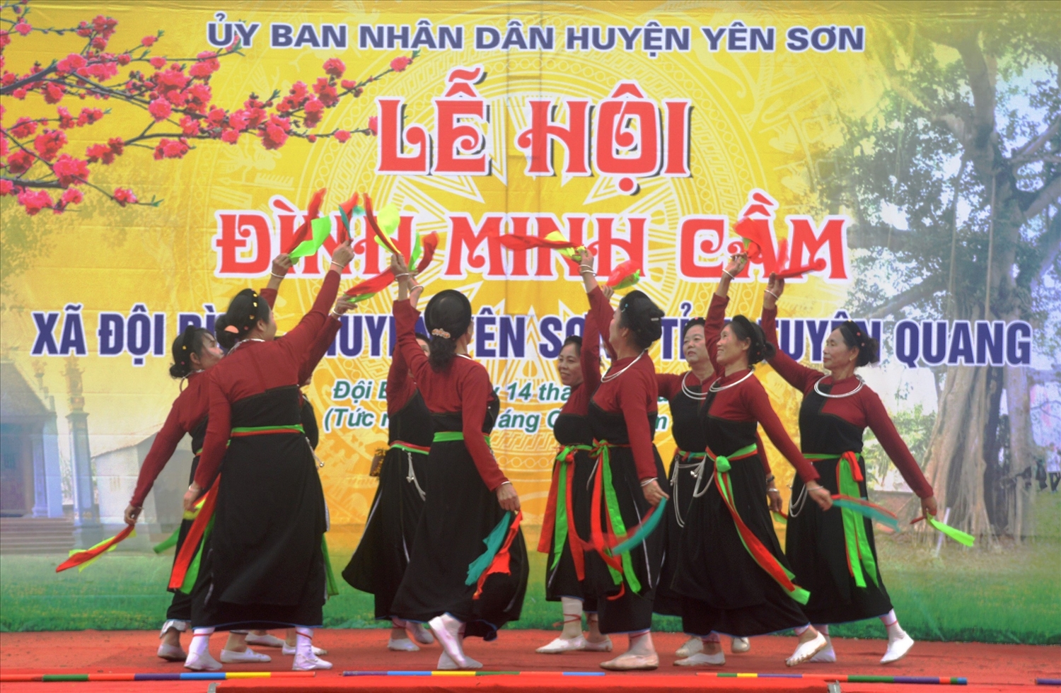 Người Cao Lan xã Đội Bình giữ những điệu múa, lời hát truyền thống