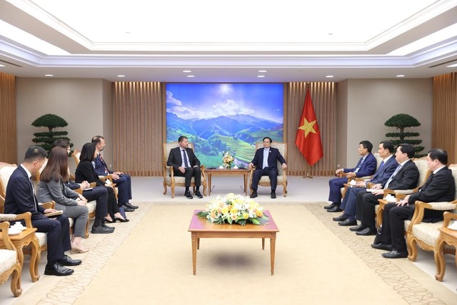 Thủ tướng đề nghị Adidas tiếp tục mở rộng sản xuất kinh doanh tại Việt Nam- Ảnh VGP/Nhật Bắc