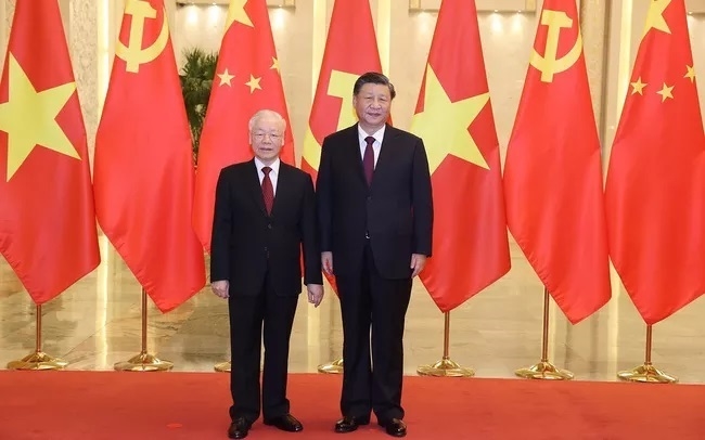 Tổng Bí thư Nguyễn Phú Trọng và Tổng Bí thư, Chủ tịch Trung Quốc Tập Cận Bình chụp ảnh chung. Ảnh: TTXVN