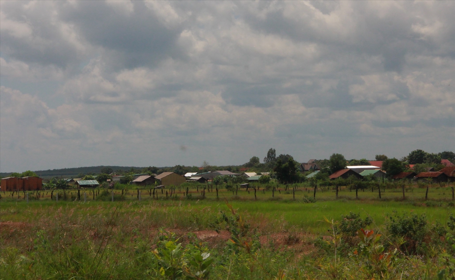 Một cụm dân cư chủ yếu DTTS phía Bắc tại xã Cư Kbang