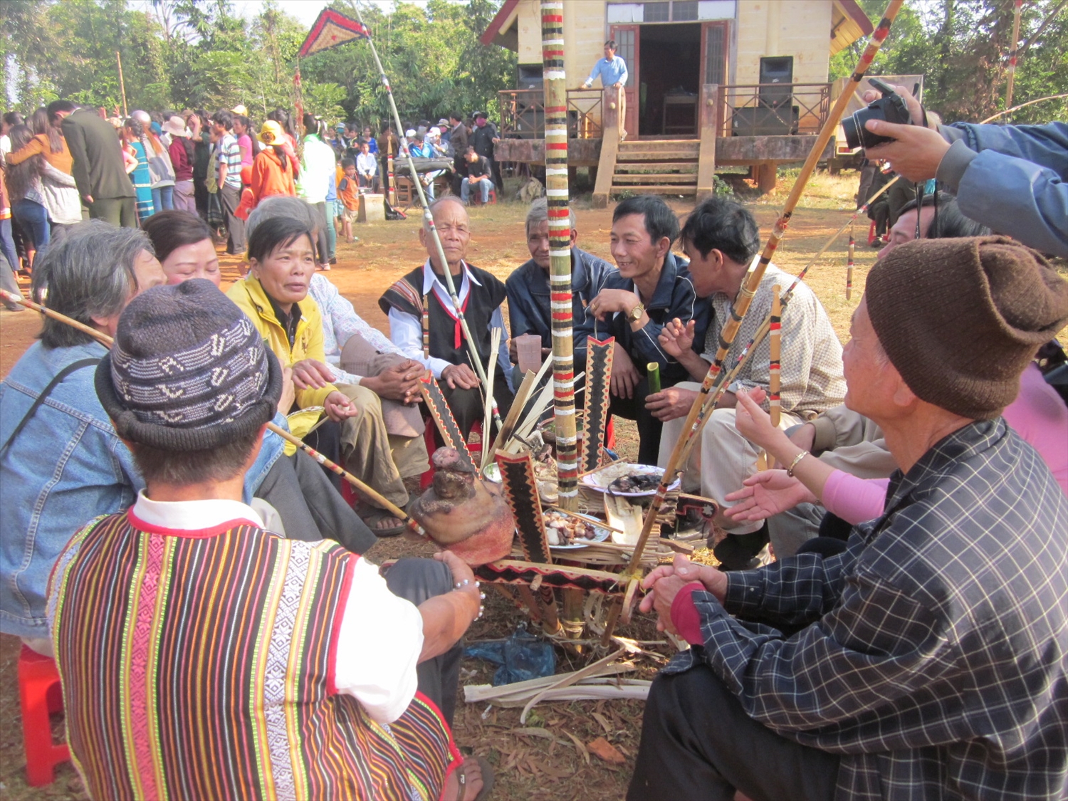 Văn hóa dân gian truyền thống của đồng bào các dân tộc thiểu số ở Tây Nguyên được bảo tồnvà phát huy