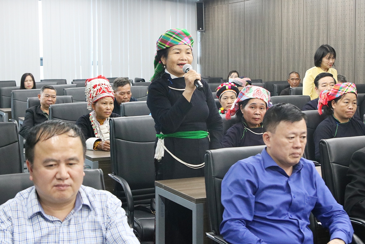 Đại biểu Người có uy tín tỉnh Lào Cai gửi gắm tâm tư đến lãnh đạo Ủy ban Dân tộc