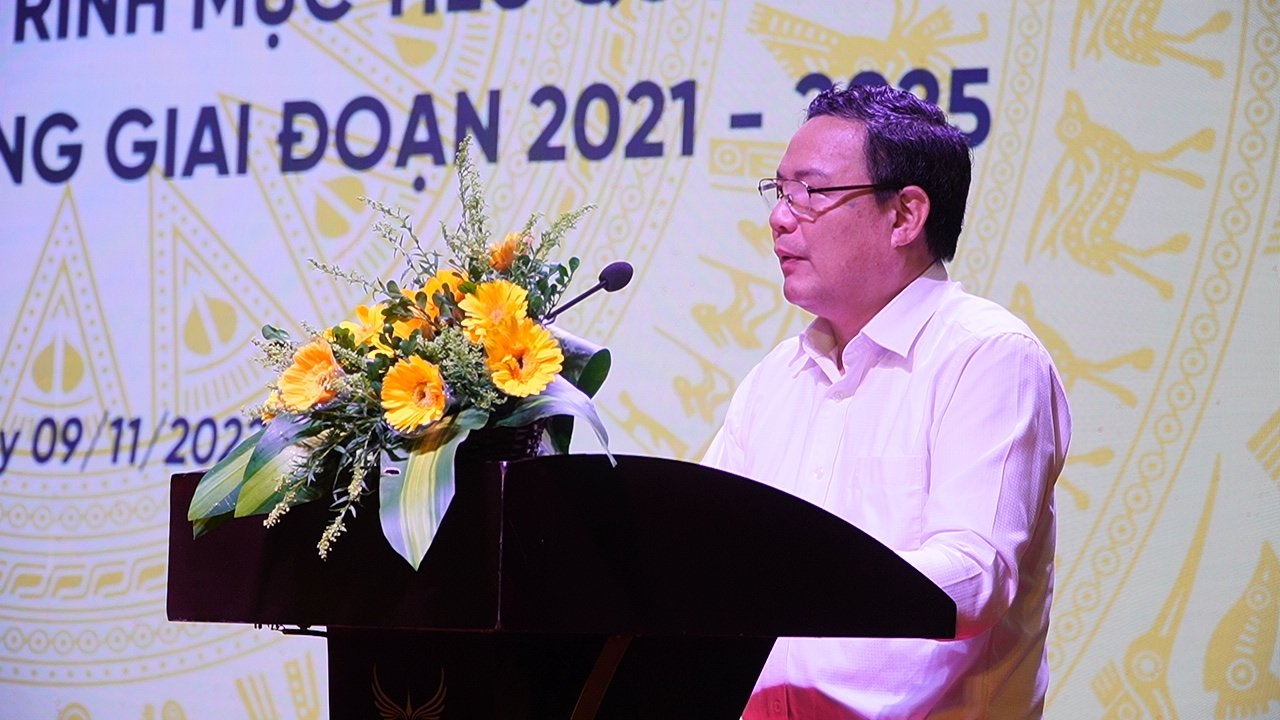 Thứ trưởng Bộ Lao động - Thương binh và Xã hội Lê Văn Thanh phát biểu tại hội nghị