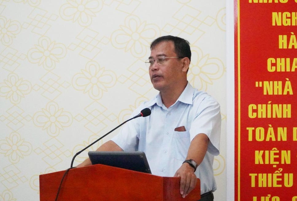 Ông Danh Phúc - Trưởng Ban Dân tộc Kiên Giang phát biểu tại Hội nghị