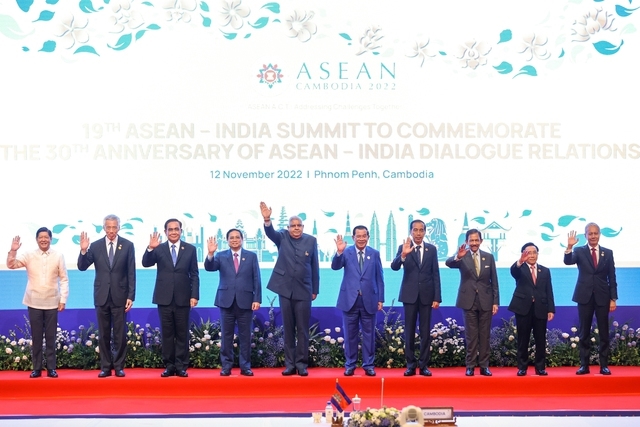 Các đại biểu tham dự Hội nghị Cấp cao ASEAN-Ấn Độ lần thứ 19 chụp ảnh lưu niệm - Ảnh: VGP/Nhật Bắc