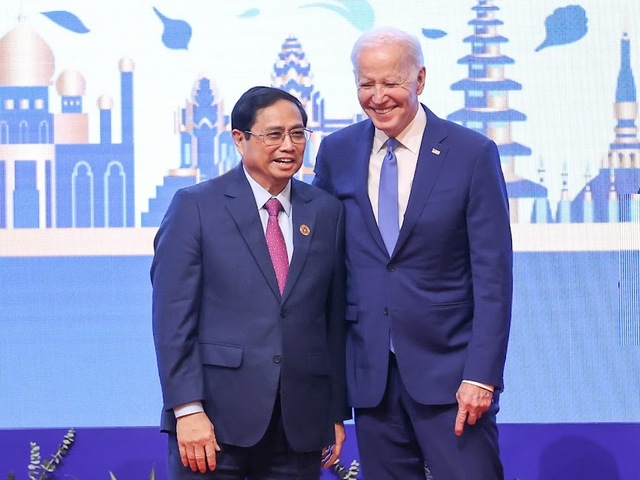 Thủ tướng Phạm Minh Chính và Tổng thống Hoa Kỳ Joe Biden tại Hội nghị Cấp cao ASEAN - Hoa Kỳ lần thứ 10 - Ảnh: VGP/Nhật Bắc