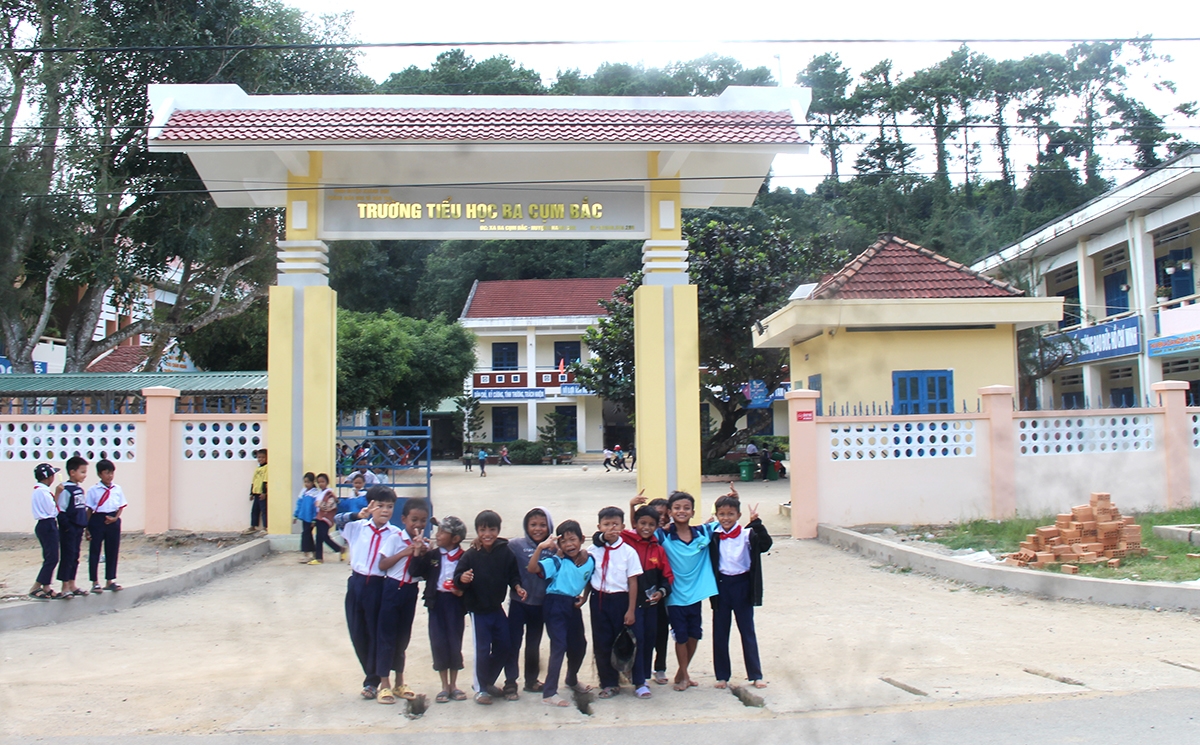 Học sinh người Raglay ở Khánh Sơn đã được chăm lo việc học hành