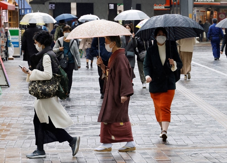 Trong 24 giờ qua, Nhật Bản ghi nhận 107.186 ca nhiễm mới COVID-19. (Ảnh: Reuters) 