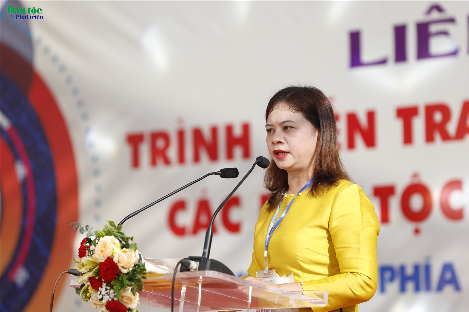 Vụ trưởng Vụ Văn hóa dân tộc (Bộ VHTT&DL) Nguyễn Thị Hải Nhung phát biểu khai mạc buổi lễ