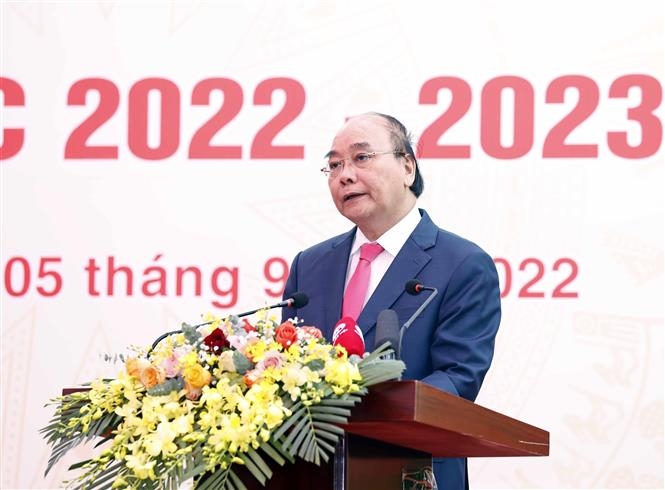 Chủ tịch nước Nguyễn Xuân Phúc phát biểu tại lễ khai giảng năm học 2022 - 2023 tại Trường Đại học Khoa học Tự nhiên (Đại học Quốc gia Hà Nội). Ảnh: Thống Nhất/TTXVN