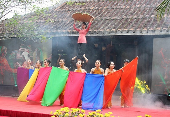 Festival văn hóa tơ lụa thổ cẩm Việt Nam-Thế giới năm 2017 diễn ra tại Làng lụa Hội An, tỉnh Quảng Nam