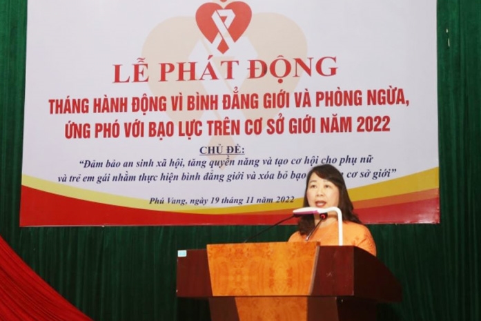 Bà Nguyễn Thị Ái Vân - Phó Chủ tịch HĐND tỉnh Thừa Thiên Huế phát biểu tại buổi lễ