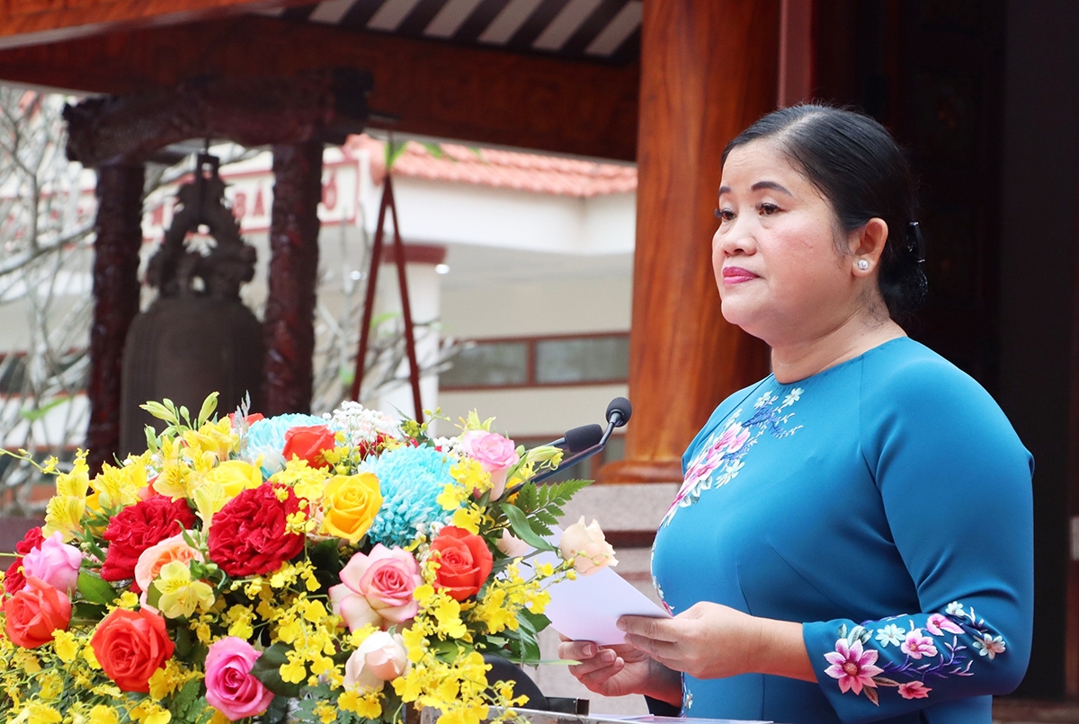 Bà Trần Tuệ Hiền - Phó Bí thư Tỉnh ủy, Chủ tịch UBND tỉnh Bình Phước phát biểu tại buổi lễ