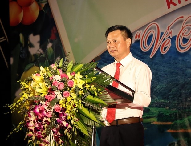 Chủ tịch UBND huyện Lục Ngạn La Văn Nam phát biểu tại buổi lễ Khai mạc Tuần du lịch “Về miền quả ngọt” năm 2022(ảnh: Danh Lam)