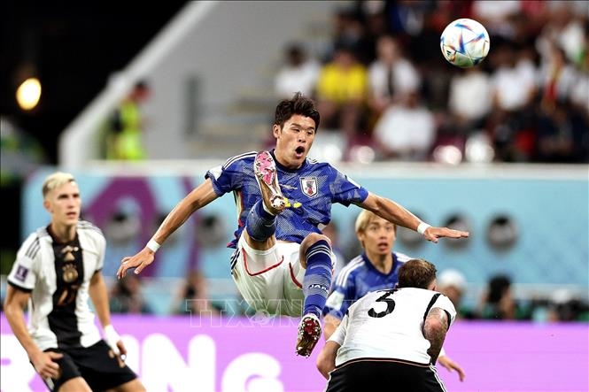 Hậu vệ Hiroki Sakai (giữa - đội tuyển Nhật Bản) trong trận gặp đội tuyển Đức, ngày 23/11/2022. Ảnh minh họa: AFP/TTXVN