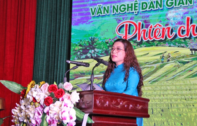Bà Vương Thị Hải Yến, Phó Giám đốc Sở VHTT&DL Thanh Hóa phát biểu tại Liên hoan