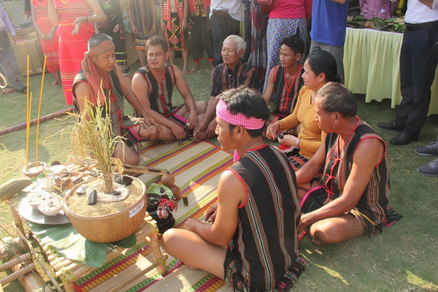 Lễ hội Mừng lúa mới của người Xtiêng được tái hiện tại Liên hoan