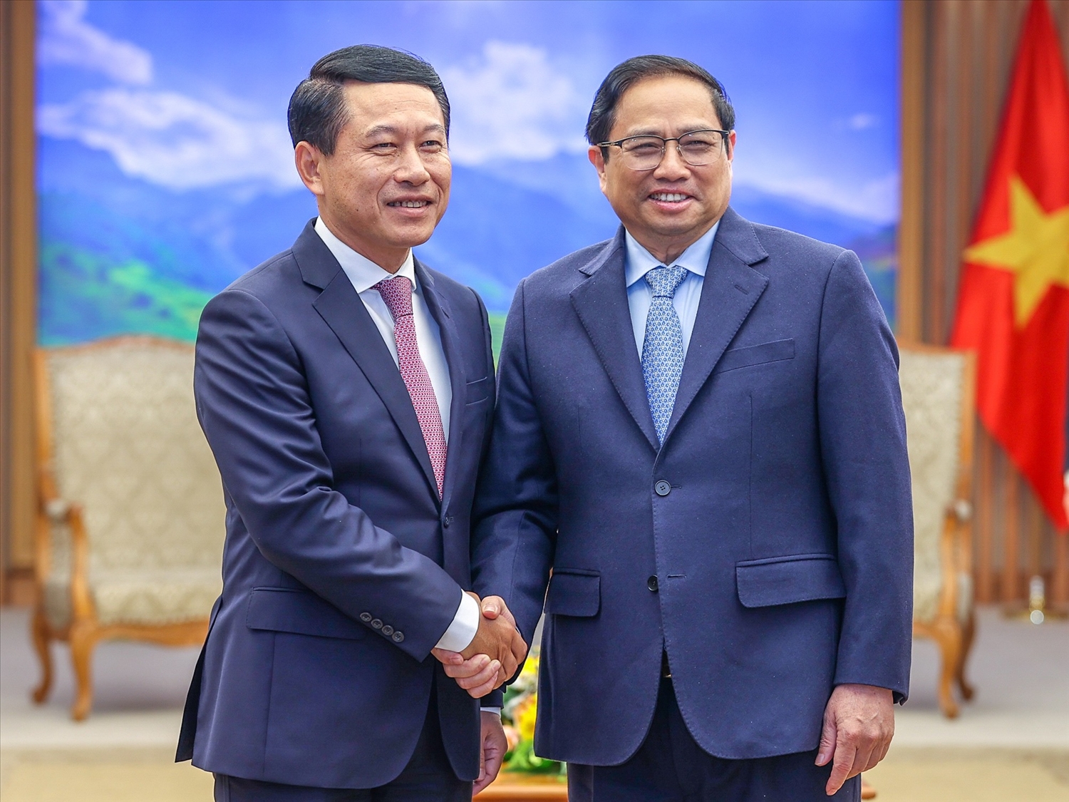 Thủ tướng Phạm Minh Chính tiếp Phó Thủ tướng, Bộ trưởng Ngoại giao Lào - Ảnh: VGP/Nhật Bắc