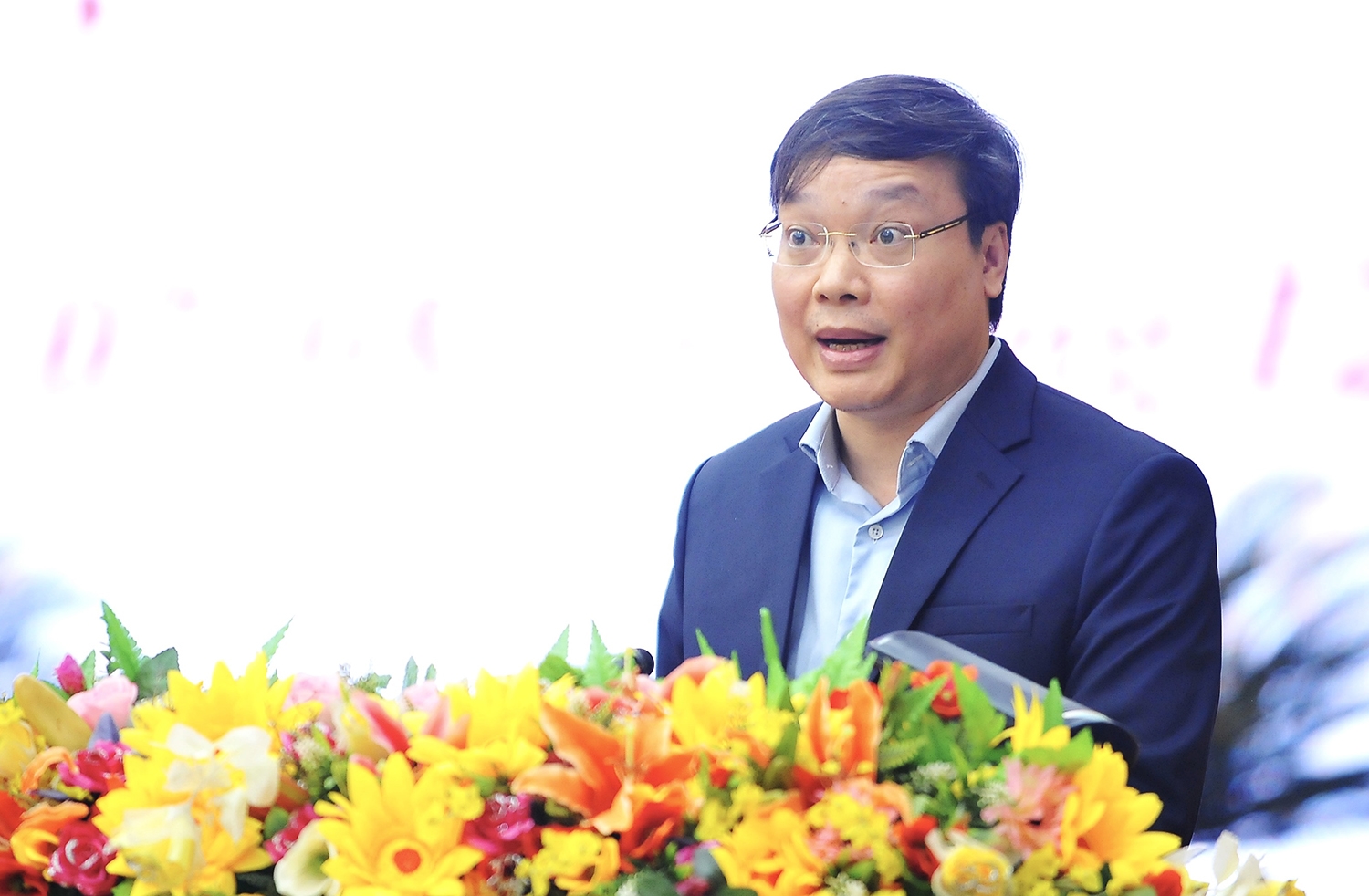 Phó Bí thư Tỉnh ủy, Chủ tịch UBND tỉnh Trương Hải Long đề nghị các cấp, các ngành tiếp tục đổi mới phương thức chỉ đạo, điều hành... nhằm hoàn thành chỉ tiêu đề ra trong năm 2023