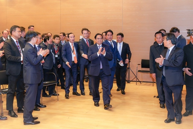 Thủ tướng Phạm Minh Chính bày tỏ vui mừng được tham dự sự kiện quan trọng này trong bối cảnh hai nước đang cùng nhau hướng đến kỷ niệm 50 năm thiết lập quan hệ ngoại giao vào năm 2023 - Ảnh: VGP/Nhật Bắc