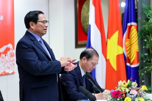 Thủ tướng mong muốn thành lập thêm các hội, đoàn khác như hội doanh nhân, khoa học, nghiên cứu... trong cộng đồng người Việt Nam tại Hà Lan - Ảnh: VGP/Nhật Bắc