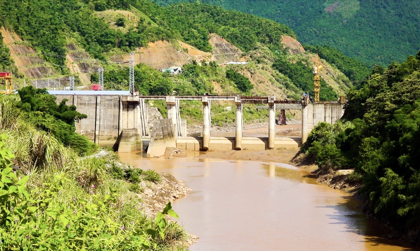 Trong quyết định thanh tra tại tỉnh Thanh Hóa của Thanh tra Chính phủ có dự án Thủy điện Hồi Xuân sau hơn 10 năm xây dựng dang dở, nhiều hạng mục xây dựng tại Dự án bắt đầu xuống cấp