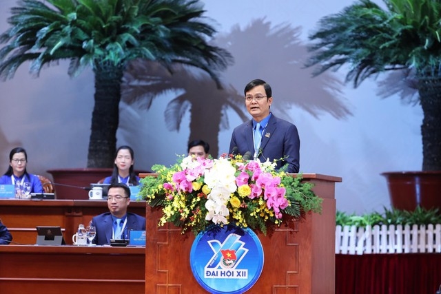 Bí thư thứ nhất Trung ương Đoàn Bùi Quang Huy trình bày dự thảo Báo cáo Chính trị Đại hội - Ảnh: VGP/Nhật Nam