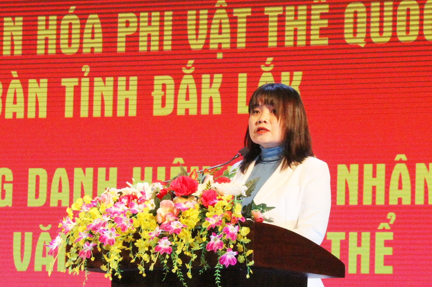 Phó Chủ tịch UBND tỉnh Đắk Lắk H’Yim Kdoh phát biểu tại buổi lễ