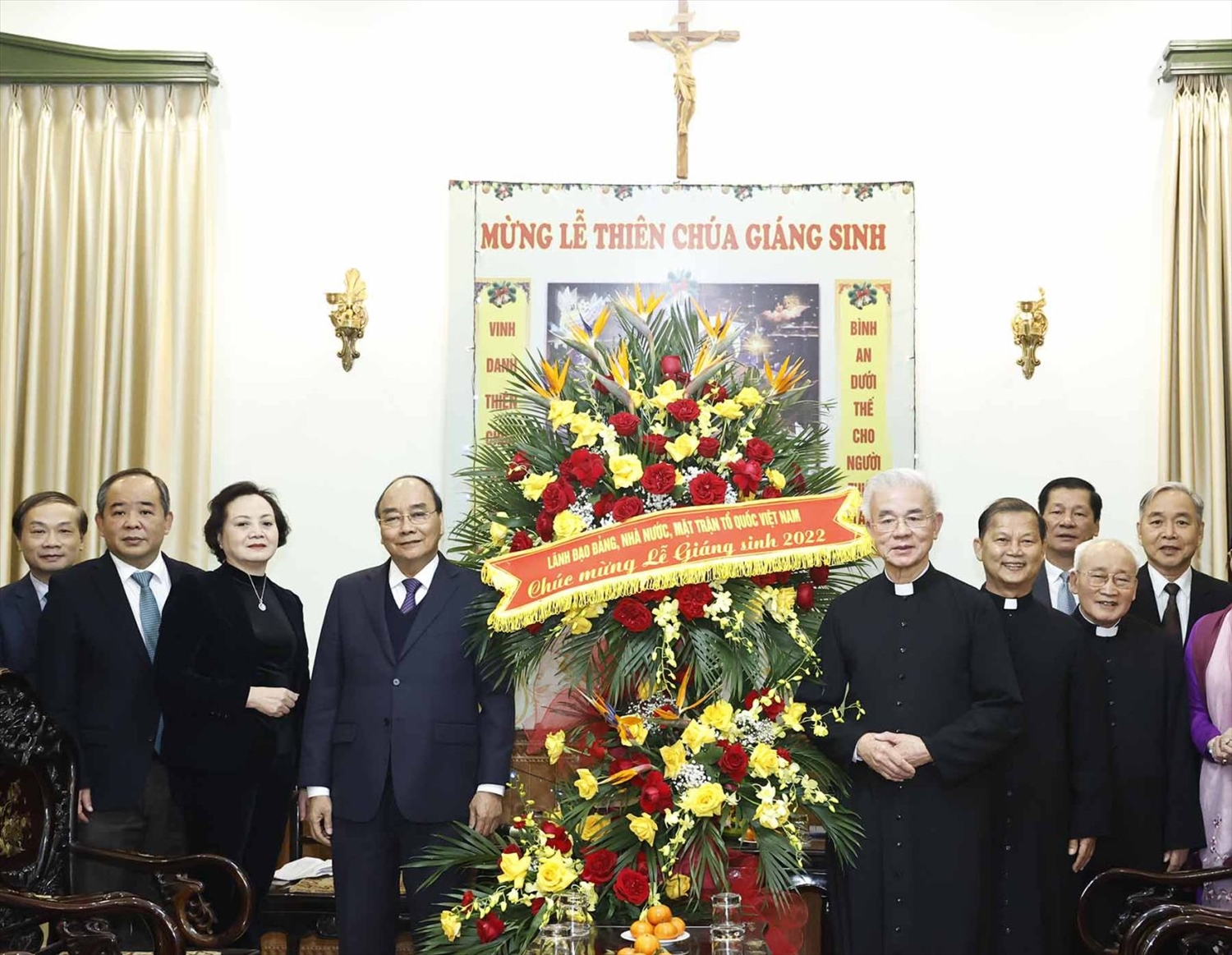 Chủ tịch nước thăm, chúc mừng Trung ương Ủy ban Đoàn kết Công giáo Việt Nam.