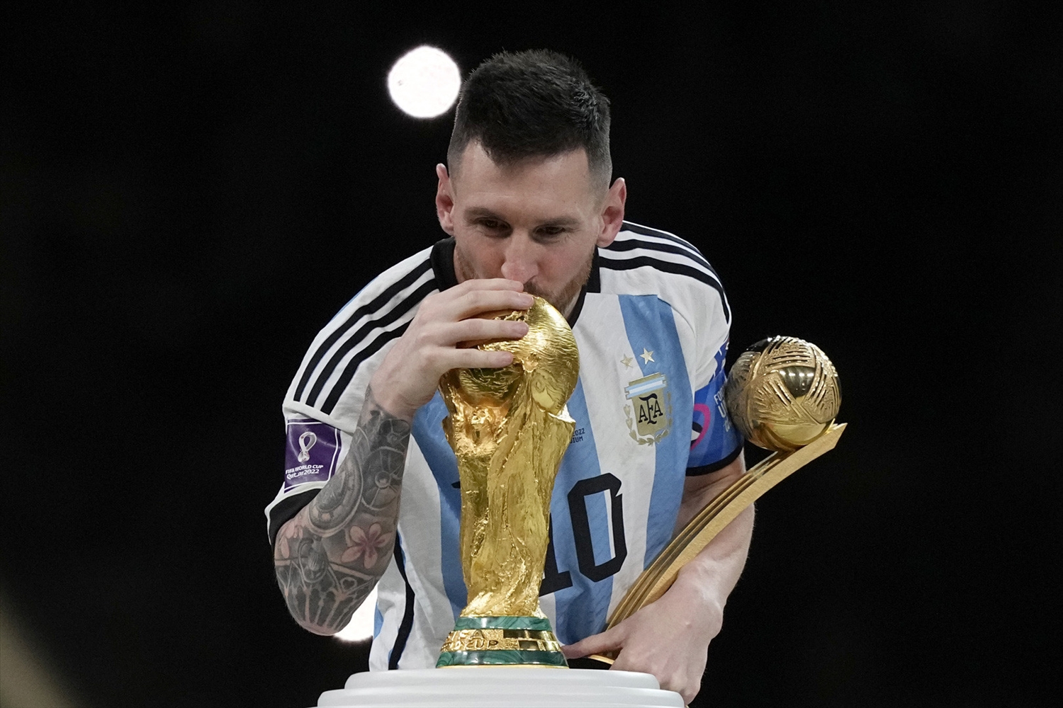 World Cup 2022: Truyền Thông Thế Giới Ngợi Ca Messi | Báo Dân Tộc Và Phát  Triển
