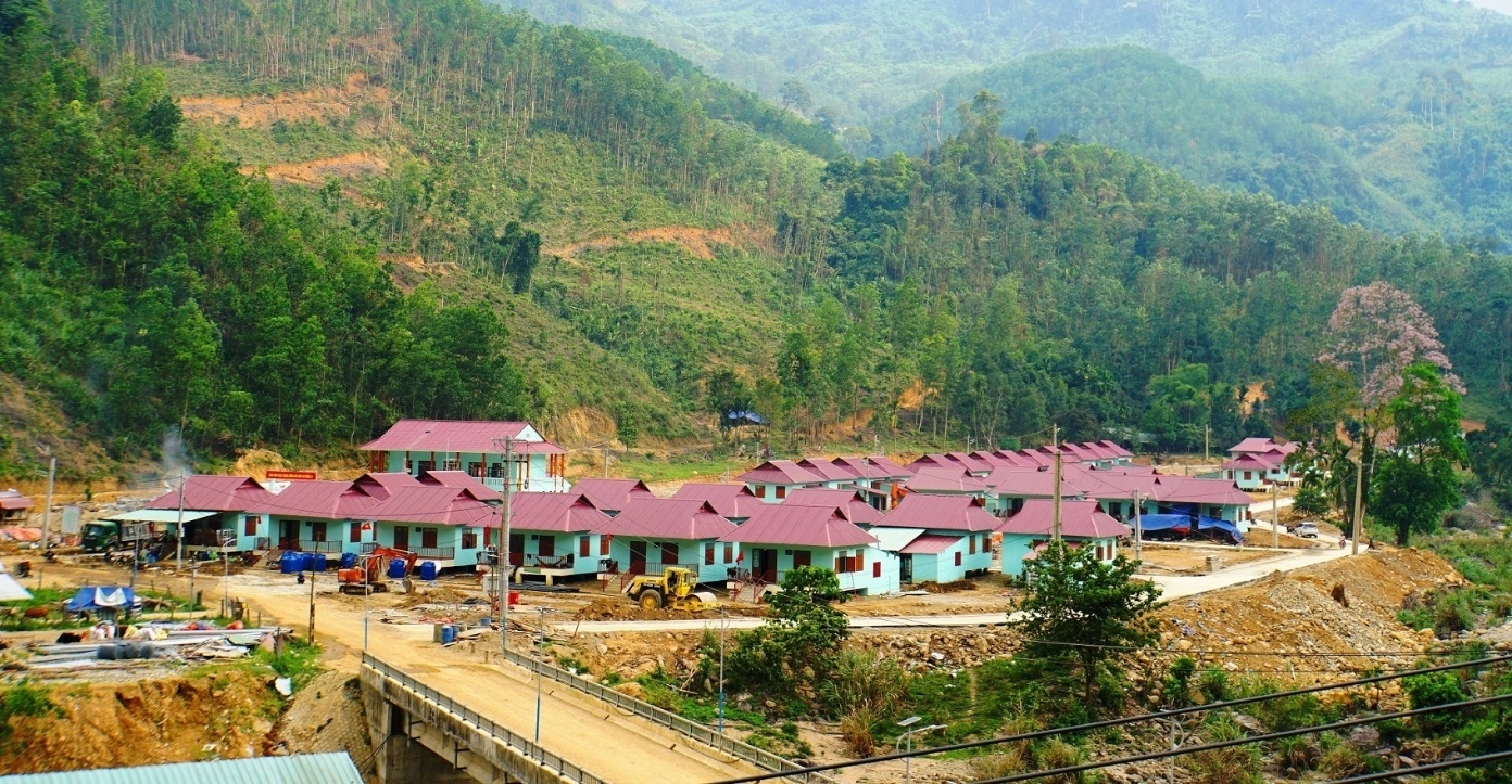 Khu tái định cư Trà Leng, huyện Nam Trà My được xây dựng cho gần 40 hộ gia đình người Bh'noong sau thiên tai sạt núi